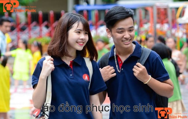 đồng phục học sinh trường Marie Curie